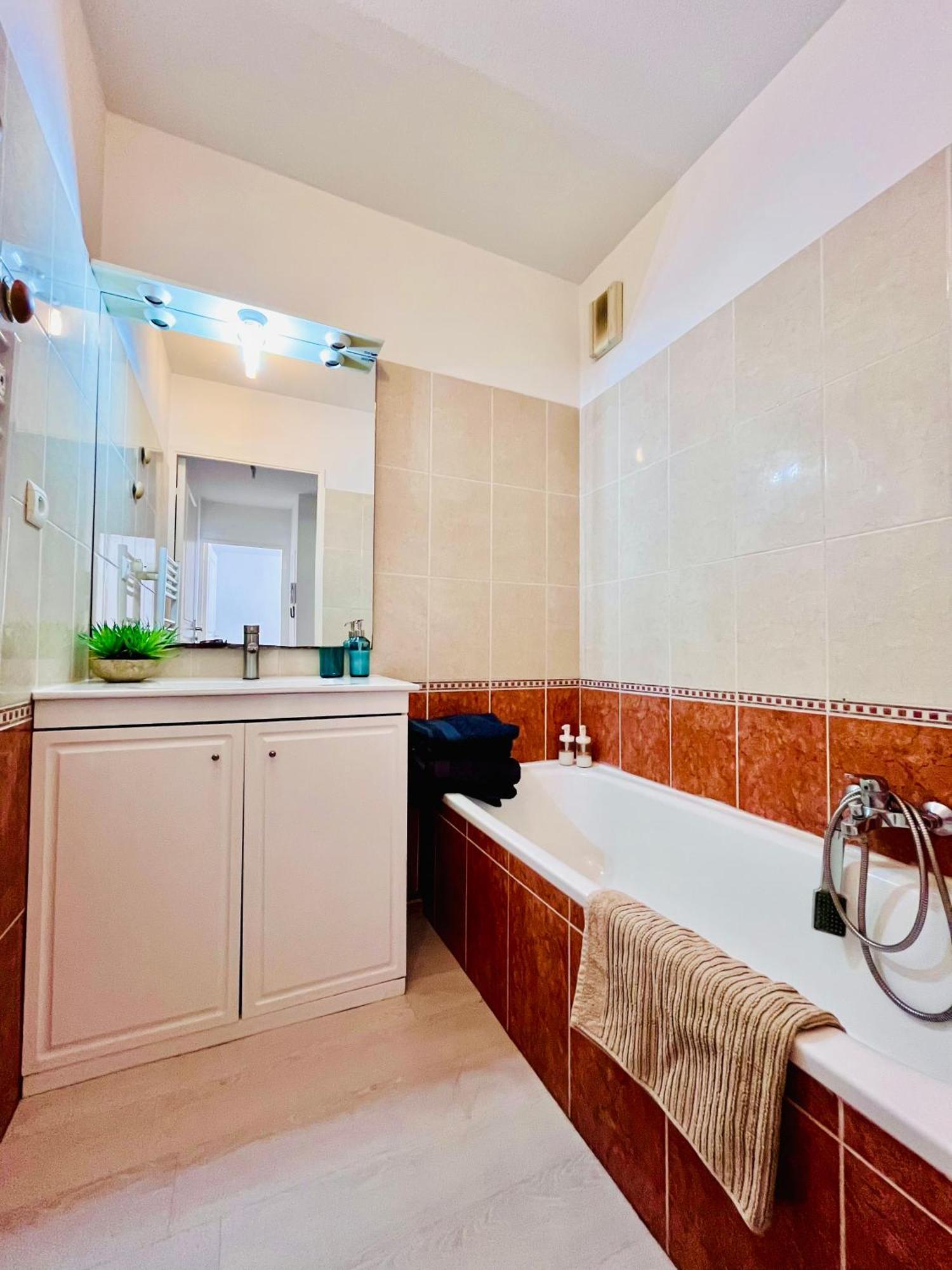Magnificent Renovated Apartment, 2 Rooms Of 45 M2, Close Tothe Sea, Top Floor, Terrace Nice Buitenkant foto